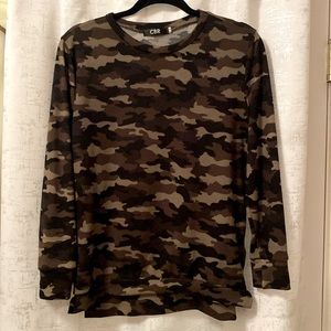 CBR Camo Long-Sleeve Shirt with Crew Neck Sz Small